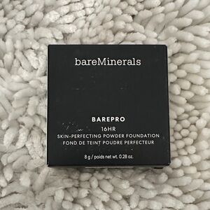 bareMinerals BAREPRO 16HR Powder Foundation in Black